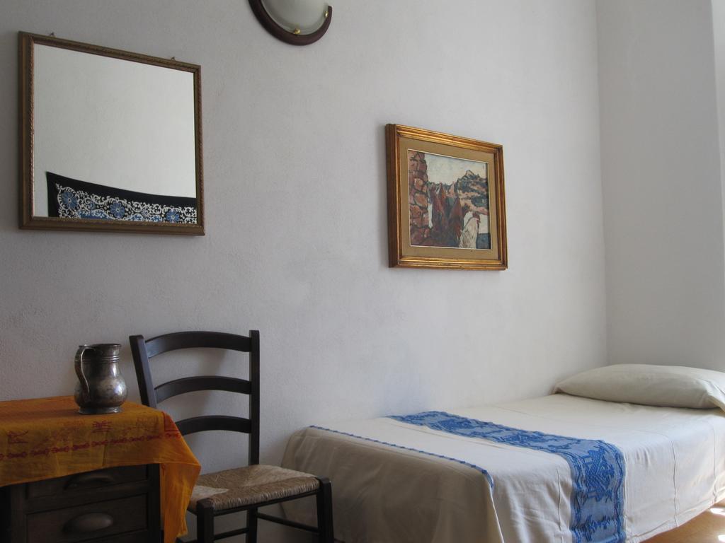 Campi Elisi B&B Sássari Quarto foto