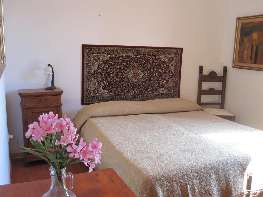 Campi Elisi B&B Sássari Quarto foto